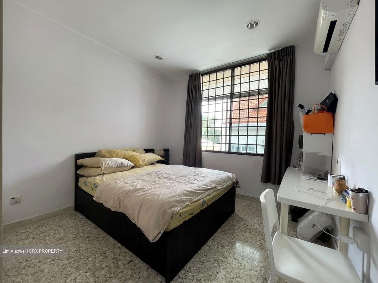 Peakview Estate (D16), Semi-Detached #629077081